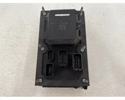 PACCAR P27-1147-0200 Fuse Box
