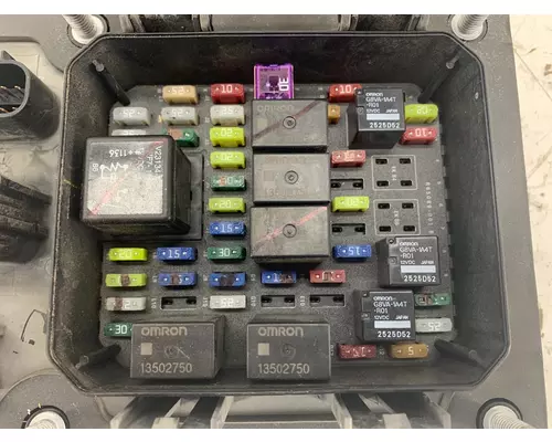 PACCAR P27-1147-0401 Fuse Box