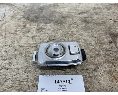PACCAR P54-1196-100 Lighting