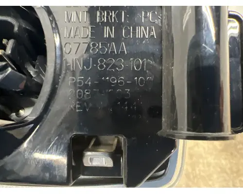 PACCAR P54-1196-100 Lighting