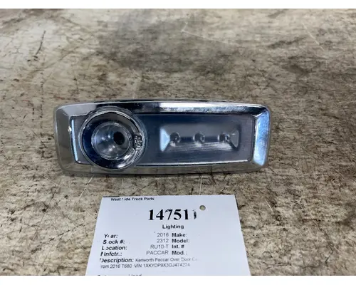 PACCAR P54-1203-100 Lighting