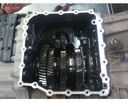 PACCAR PO-16F112C TRANSMISSION ASSEMBLY