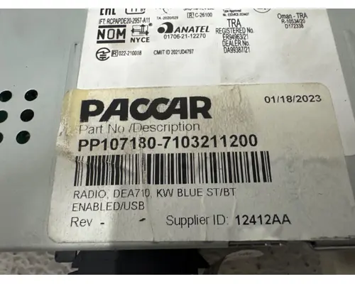 PACCAR PP107180-7103211200 Radio