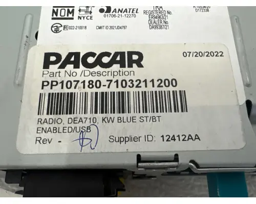 PACCAR PP107180-7103211200 Radio