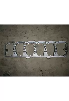 PACCAR PX-6 VALVE COVER RISER