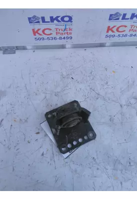 PACCAR PX-7 ENGINE MOUNTS, ENGINE (REAR)