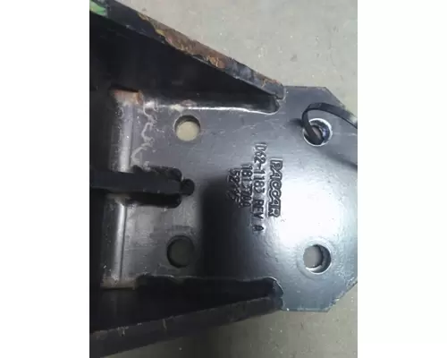 PACCAR PX-7 ENGINE MOUNTS, ENGINE (REAR)