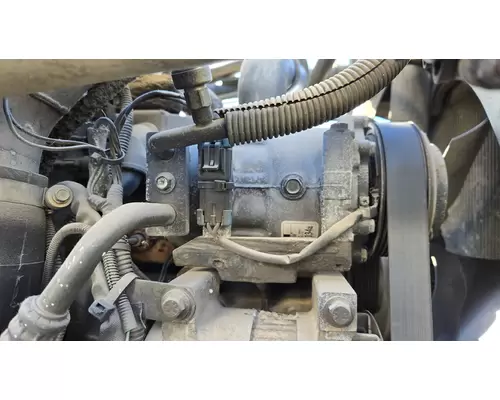 PACCAR PX-8 Air Conditioner Compressor