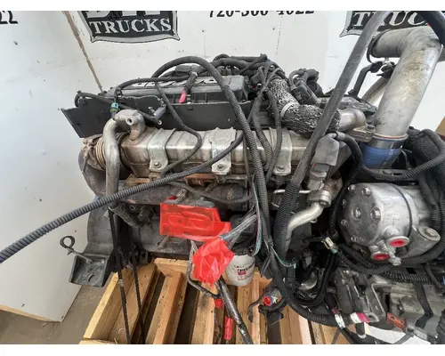 PACCAR PX-8 Engine Assembly