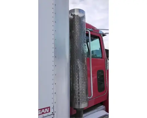 PACCAR PX-8 Muffler Shield