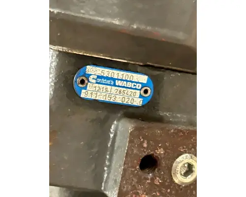 PACCAR PX-9 Air Compressor