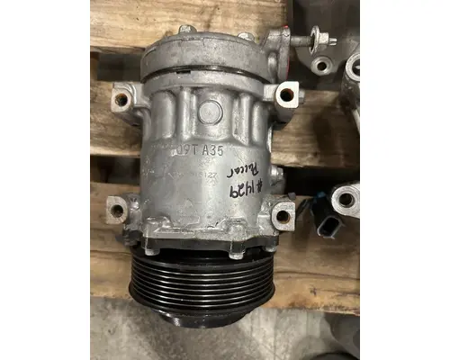 PACCAR PX-9 Air Conditioner Compressor