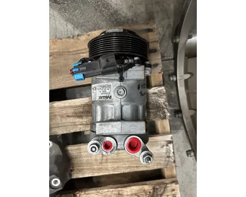 PACCAR PX-9 Air Conditioner Compressor