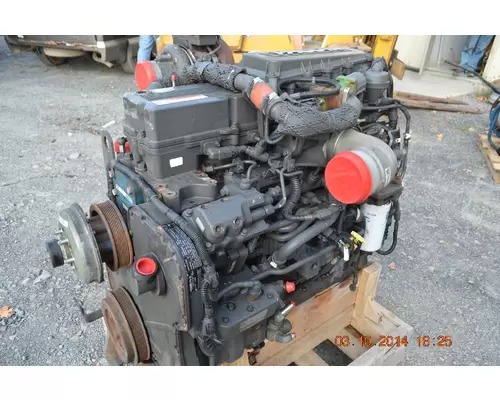 PACCAR PX8 Engine Assembly