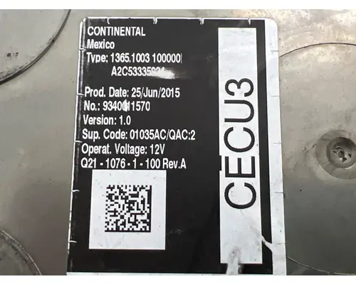 PACCAR Q21-1076-1-100 ECM (Cab Control Module)