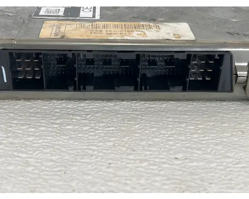 PACCAR Q21-1076-1-100 ECM (Cab Control Module)