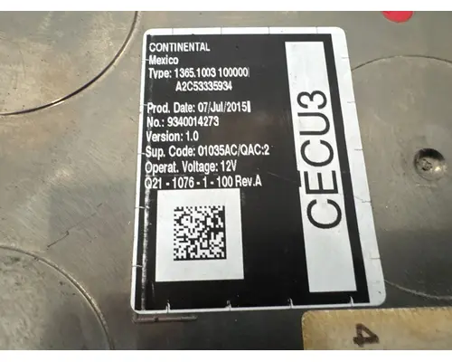 PACCAR Q21-1076-1-100 ECM (Cab Control Module)