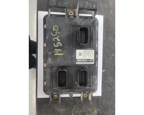 PACCAR Q21-1077-3-103 REV.D Electronic Chassis Control Modules