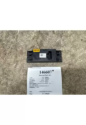 PACCAR Q21-1136-002-003 Electrical Parts, Misc.