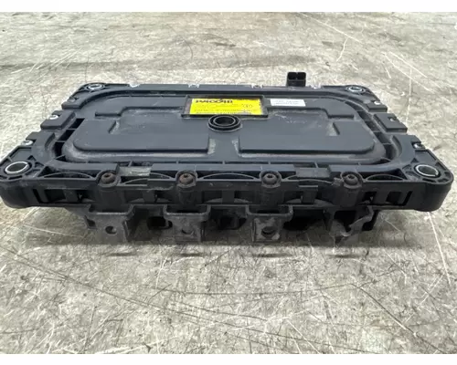 PACCAR Q21-1142-001-001 ECM (chassis control module)