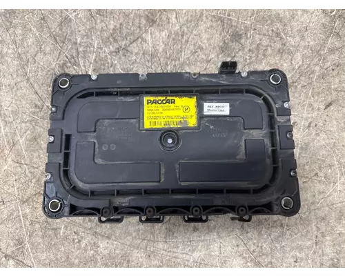 PACCAR Q21-1142-001-001 ECM (chassis control module)