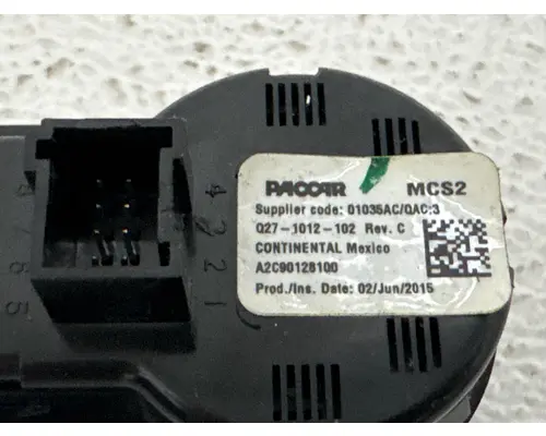 PACCAR Q27-1012-102 Dash  Console Switch