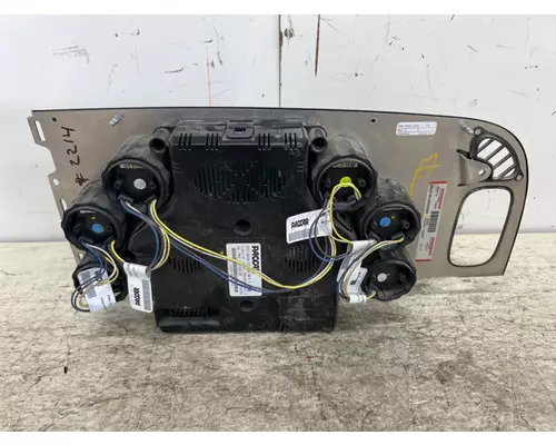 PACCAR Q43-6046-100004 Instrument Cluster