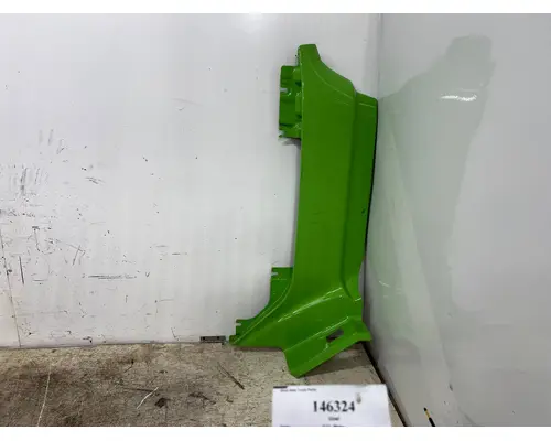 PACCAR R22-6152R Cowl