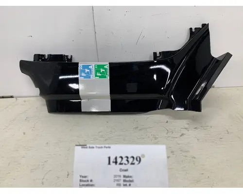 PACCAR R22-6152 Cowl