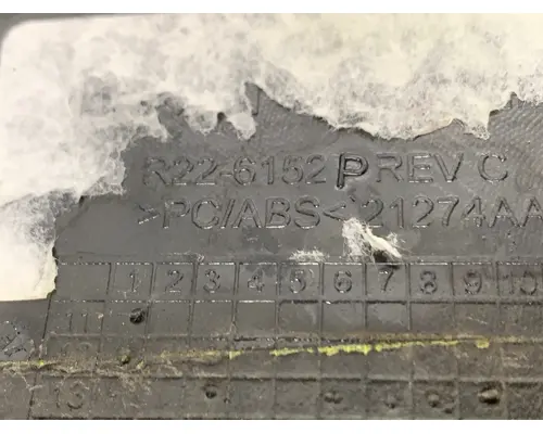 PACCAR R22-6152 Cowl