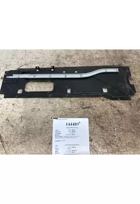 PACCAR R25-6067R Door Panel (Trim)