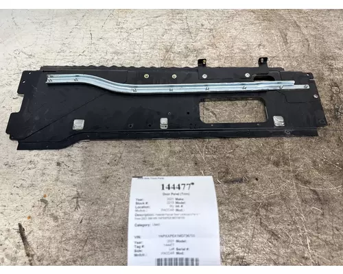 PACCAR R25-6067 Door Panel (Trim)