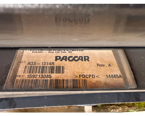 PACCAR R33-1214R Sleeper Fairing
