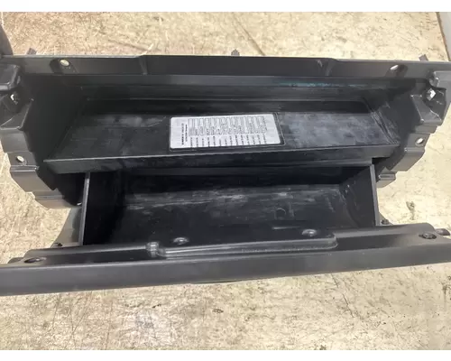 PACCAR S10-6031-0901 Glove Box