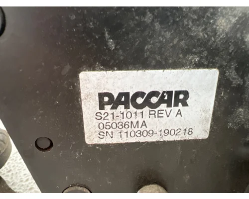 PACCAR S21-1011 Fuel Pedal Assembly