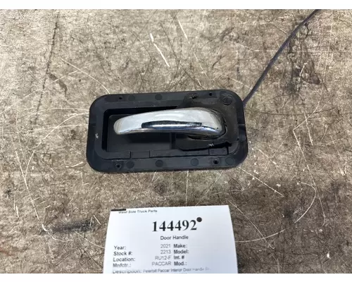 PACCAR S56-6028R Door Handle