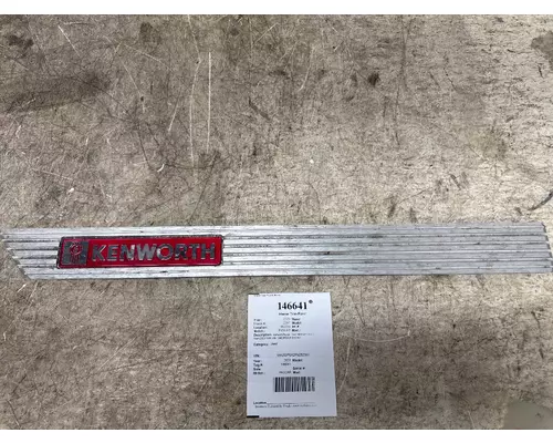 PACCAR S60-1530R Interior Trim Panel