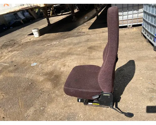 PACCAR S78-1130-116742100 Seat, Front