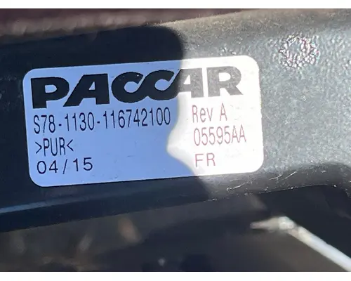 PACCAR S78-1130-116742100 Seat, Front