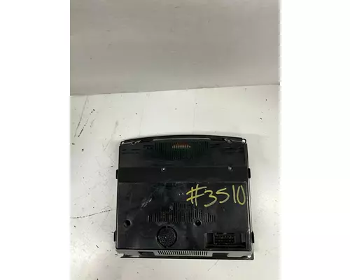 PACCAR T660 Instrument Cluster