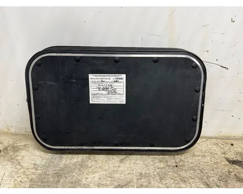 PACCAR T680 Body & Cab Parts, Misc.