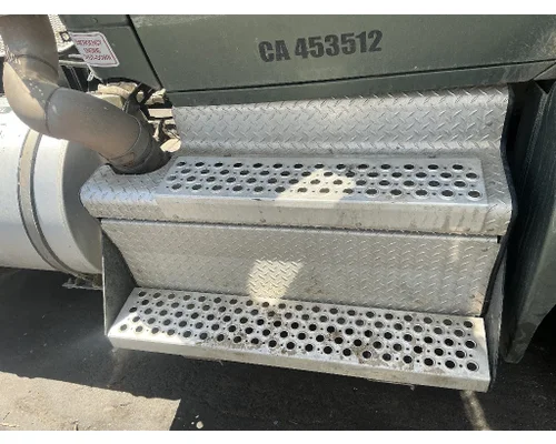 PACCAR T680 DPF (Diesel Particulate Filter)