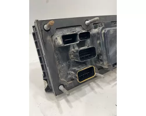 PACCAR T680 Fuse Panel