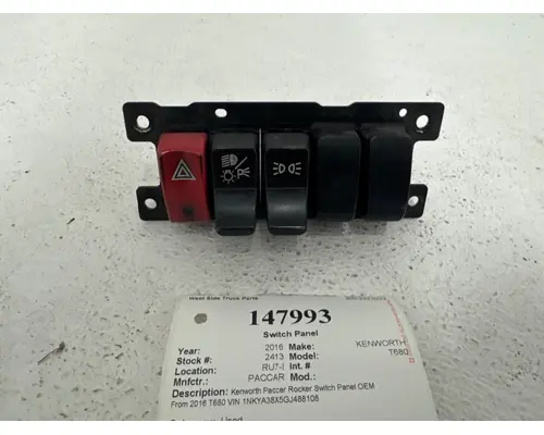 PACCAR T680 Switch Panel