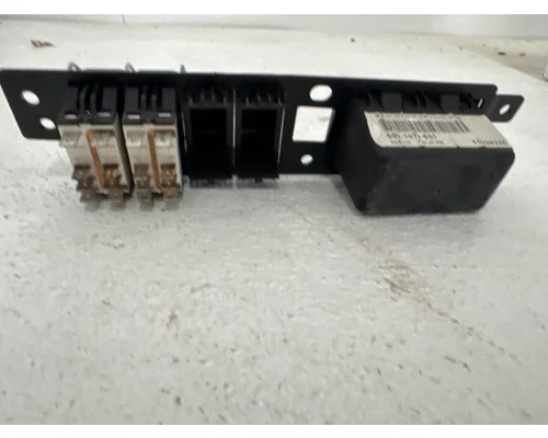 PACCAR T680 Switch Panel