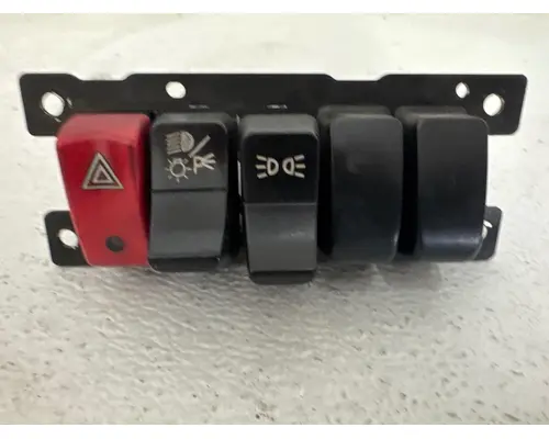 PACCAR T680 Switch Panel