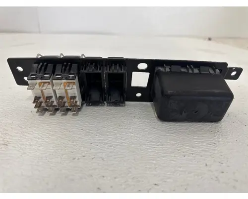 PACCAR T680 Switch Panel