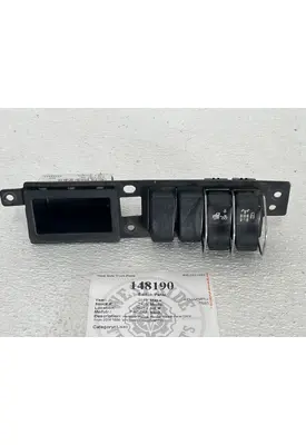 PACCAR T680 Switch Panel