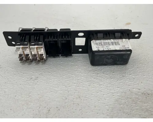 PACCAR T680 Switch Panel