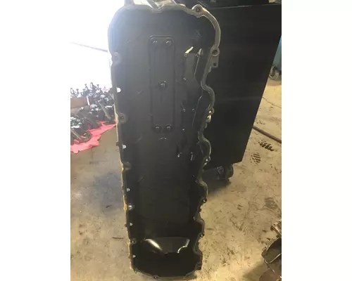 PACCAR T680 Valve Cover